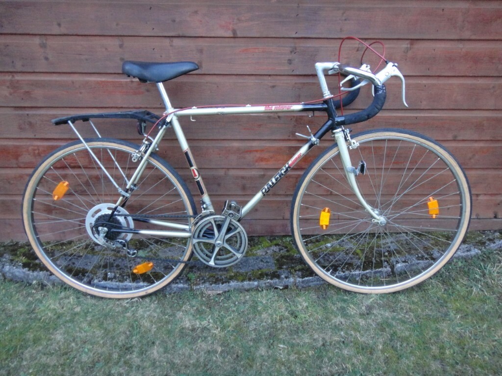 raleigh winner road bike